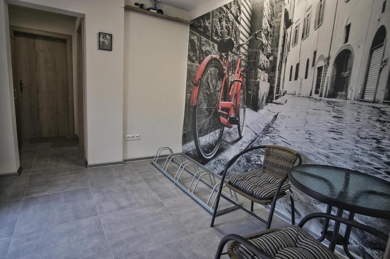 Bike Apartments 2 Hodrusa Екстер'єр фото