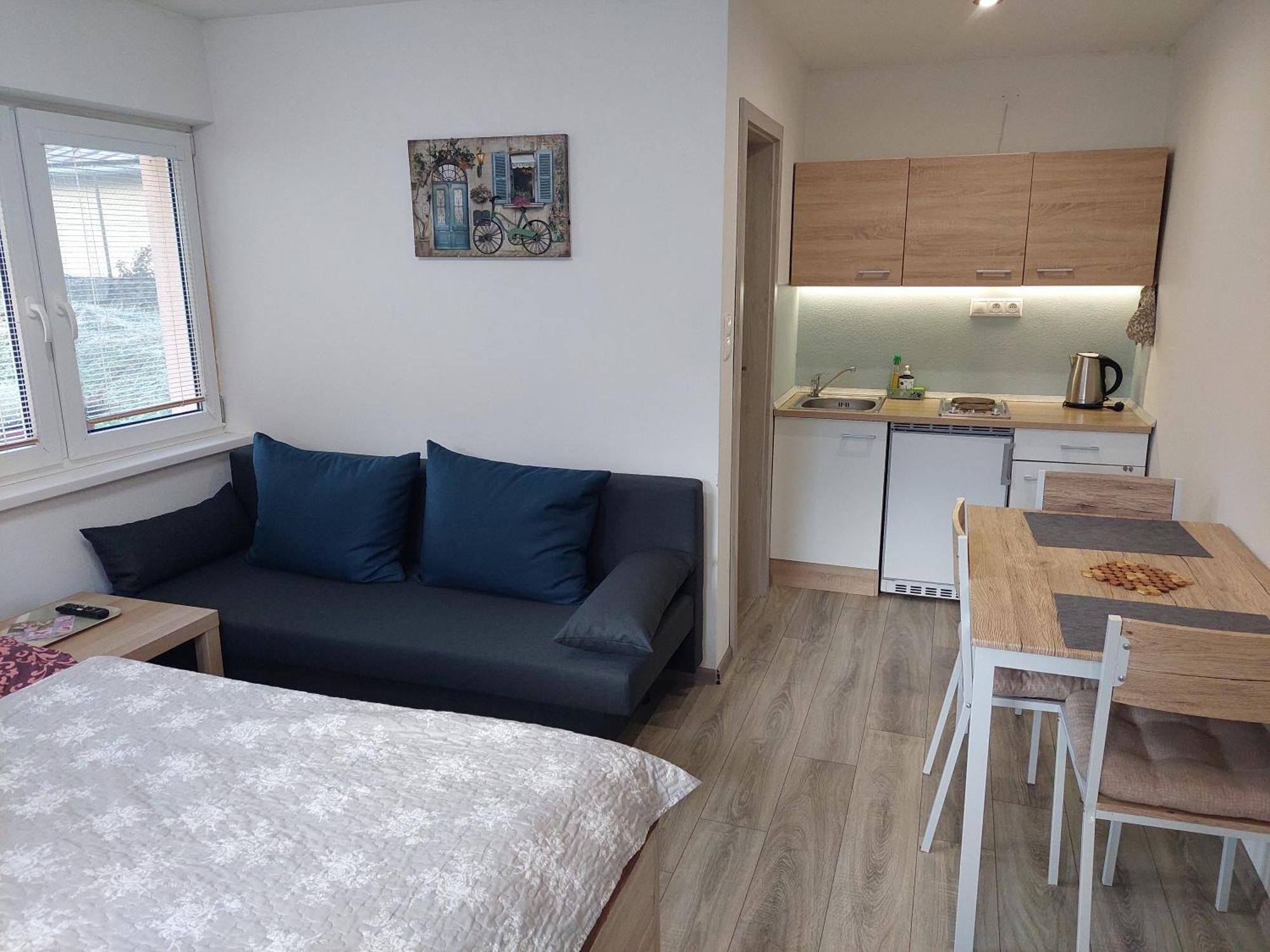 Bike Apartments 2 Hodrusa Екстер'єр фото